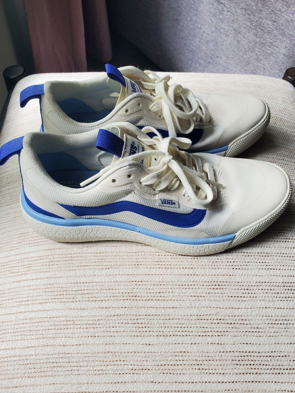 Vans Women’s Ultra Range White & Blue Sneakers EUC 7.5 - Picture 10 of 10